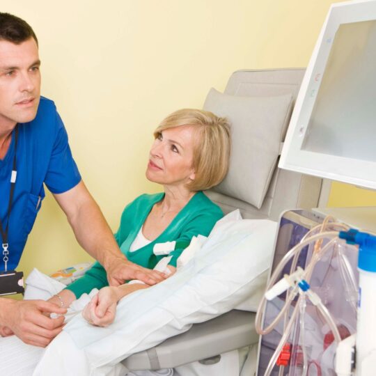 Tips for Caregivers of Patients Who Receive Regular Dialysis